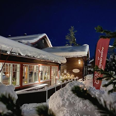 Olarsgarden Hotell Lindvallen Extérieur photo