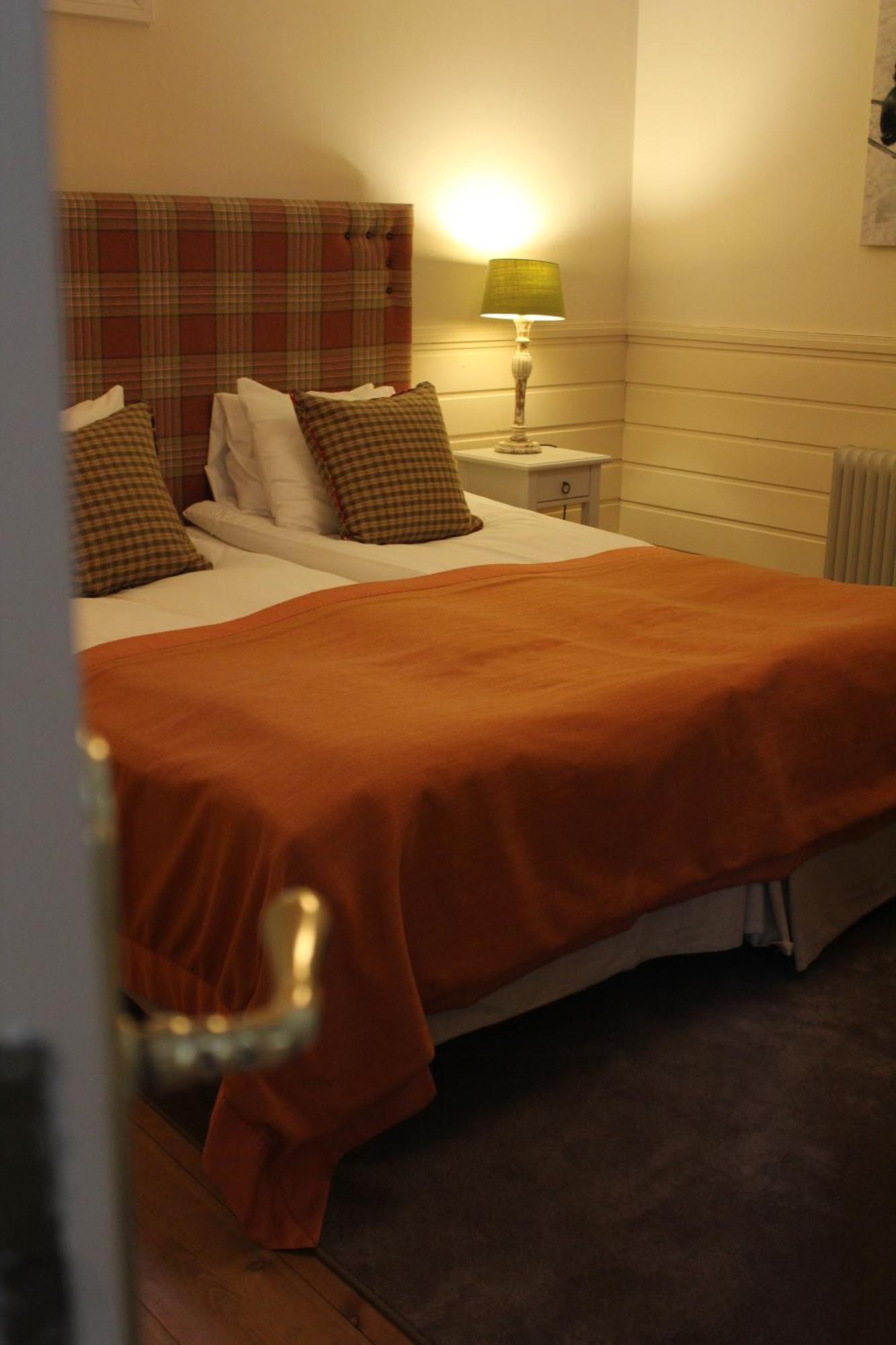 Olarsgarden Hotell Lindvallen Extérieur photo