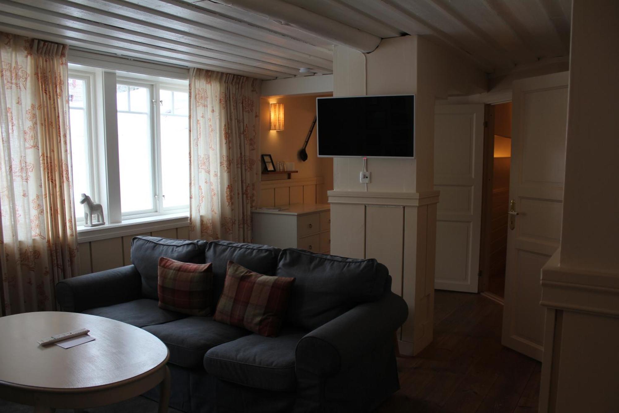 Olarsgarden Hotell Lindvallen Extérieur photo